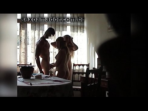 ❤️ Ħbieb sesswali jistiednu raġel ġgant u threesome miegħu ❤ Porn biss f'mt.taxiklass.ru ❌❤