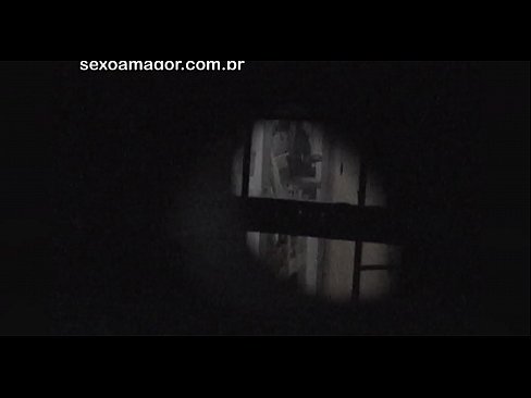 ❤️ Blondie tiġi filmata segretament minn voyeur tal-viċinat moħbi wara briks vojta ❤ Porn biss f'mt.taxiklass.ru ❌❤